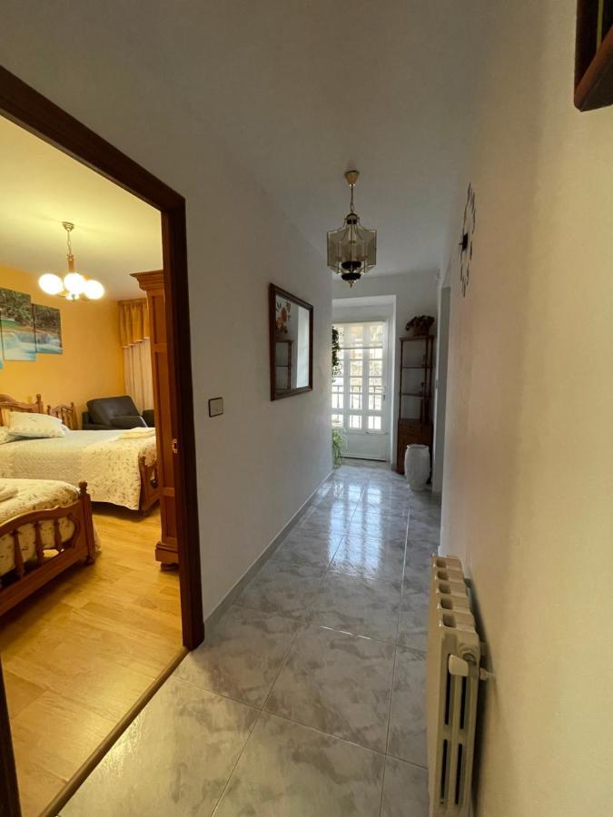 Habitaciones A Casa De Pepe Triacastela Esterno foto